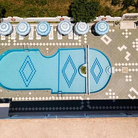Anna's & Hotel apartamentowy Zakintos