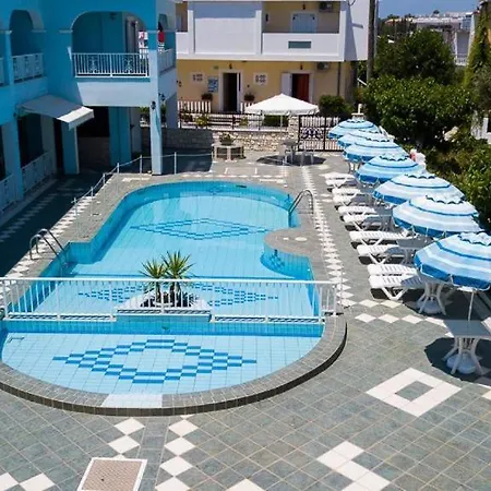 Anna's & Hotel apartamentowy 2*